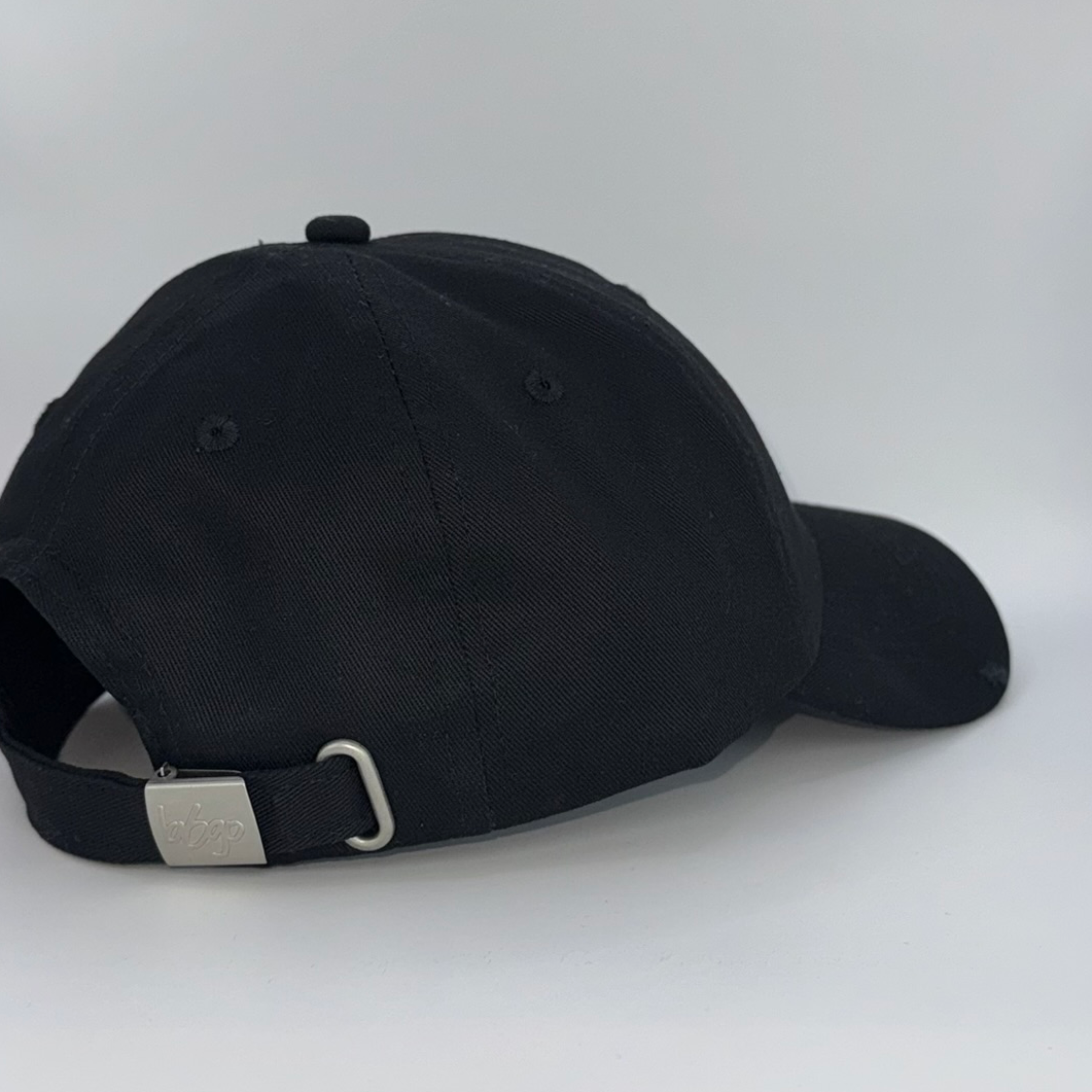 ESSENTIAL BASE CAP - JET BLACK